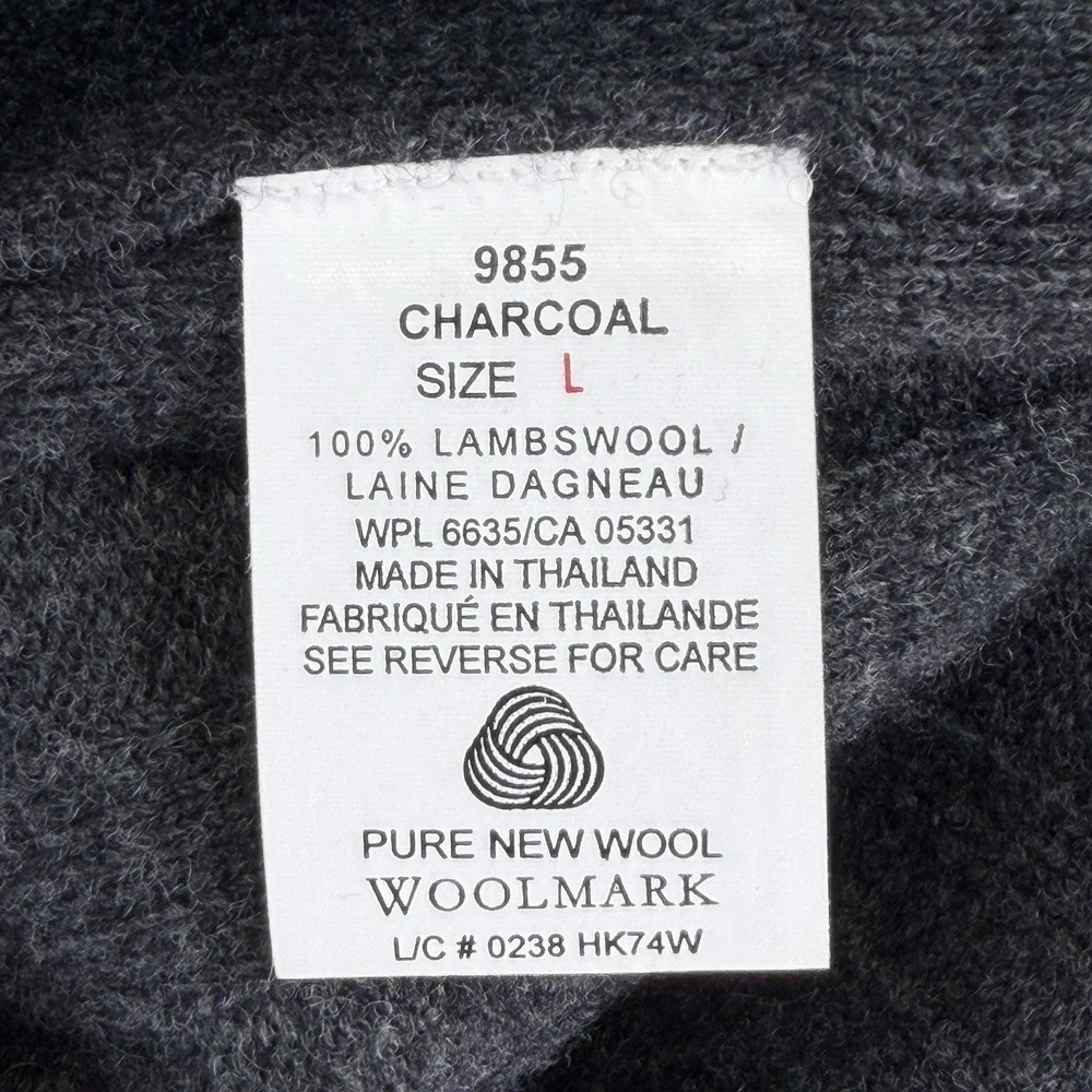Vintage Woolrich Sweater Mens Large Charcoal Gray 100% Lambswool V-Neck Pullover